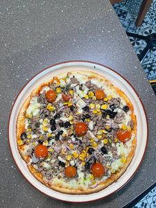 Tonnato Pizza