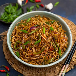 Chicken Chilli Garlic Noodles