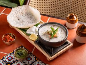 Vegetable Stew With Appam