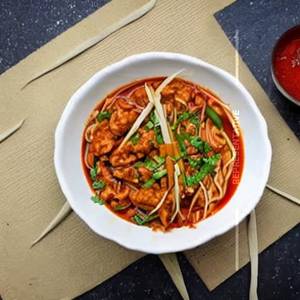 Chicken chilli basil noodles (gravy)