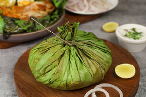 Chicken Kizhi Parotta