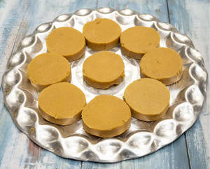 Kamdhenu Peda