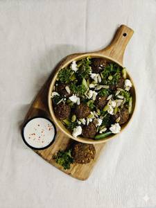 Falafel Salad