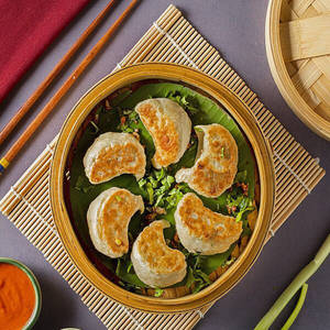 Soya Fried Momos ( 8 Pcs)
