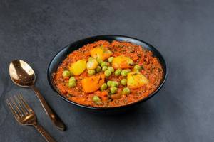 Alu Mutter Masala