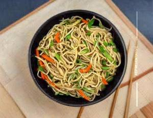 Veg Hakka Noodles