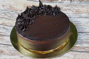 Hazelnut Crunch Cake