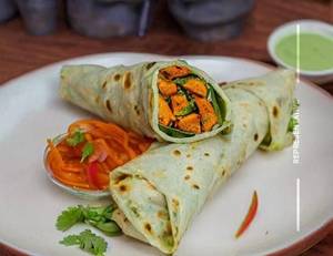 Chicken Tikka Rumali roll