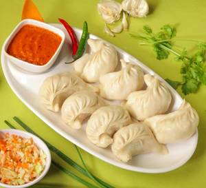 Veg Makhani Momos [6 Pieces]