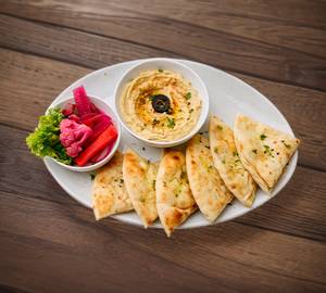 Hummus and Pita