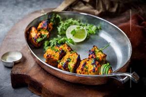 Chicken Lehsuni Tikka (full)