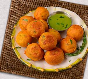 Aloo batata vada