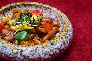Double Cooked Chicken With Dry Chili & Shitake (dry/gravy)