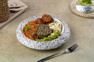 Chanza Falafel Bowl