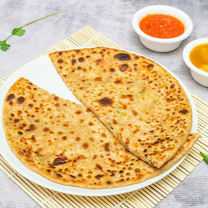 Aloo Pyaz Paratha