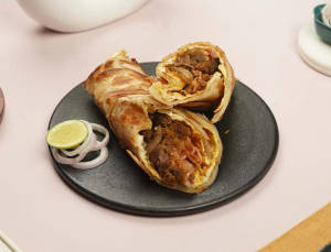 Egg Mutton Tikiya Roll