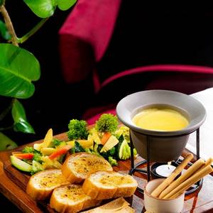 Classic Cheese Fondue