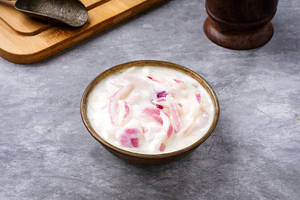 Onion Raita (60g)