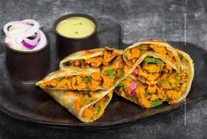 Soya Masala Chaap Egg Roll [Parantha]