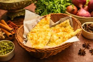 Butter Chesse Garlic Naan