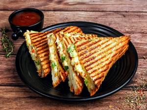 Cheesy Veg Grilled Sandwich [2 Pieces]