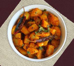 Aloo gutke