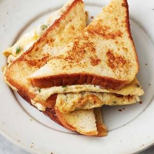 Paneer Bread Omelette