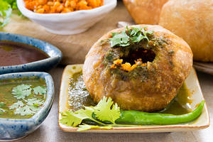 Dal Kachori (1 Pc)