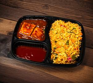 Chilli Paneer Gravy With Veg Fried Rice