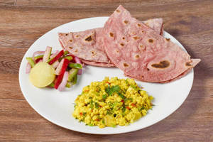 Paneer Bhurji Masala With Beetroot Roti And Daily Diet Salad Thali.
