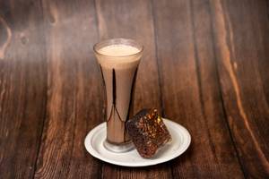 Brownie Vanilla Ice Cream Shake