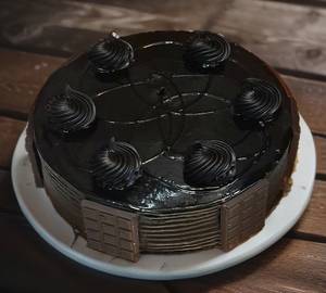 Dutch Chocolate Cake (500 gms)