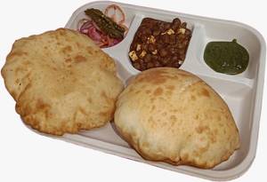 Pindi Chole Bhature