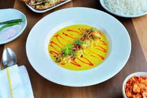 Lucknowi Chicken Korma