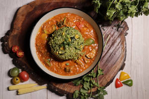 Cilantro Rice With Red Exotic Gravy