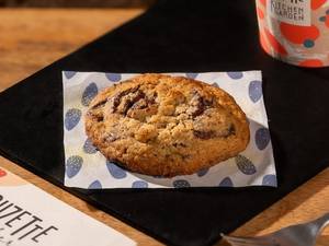 Pecan & Chocolate Cookie