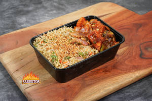 Burnt Garlic Fried Rice With Paneer Chilli