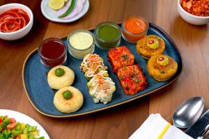 Tikki Platter