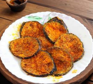Crispy Fried Baingan With Aromatic Spices