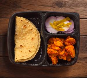 Achari Aloo With Butter Roti