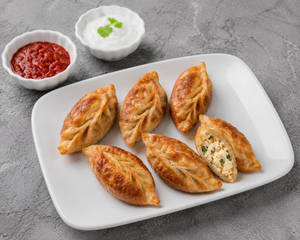 Paneer Fried Momos