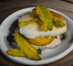 Butter Vada Pav