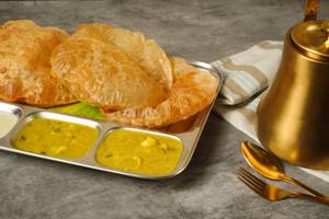 Poori With Potato Masala