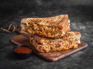 Brown  Paneer Tandoori Tadka Sandwich