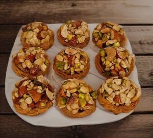 Dry fruit tart