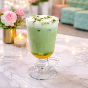 Iced Matcha Mango Shake