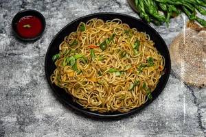 Hakka noodles