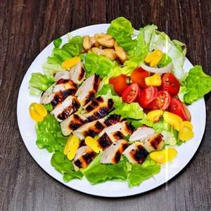 Grilled chicken salad
