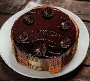 Dutch Truffle Chocolate Cake Round 1 Kg