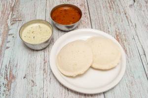 Idli Sambar And Chutney